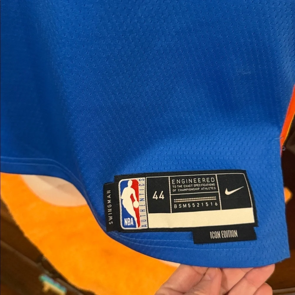 Nike Oklahoma City Thunder Jersey  2 Shai Gilgeous Alexander. Men’s Medium NBA